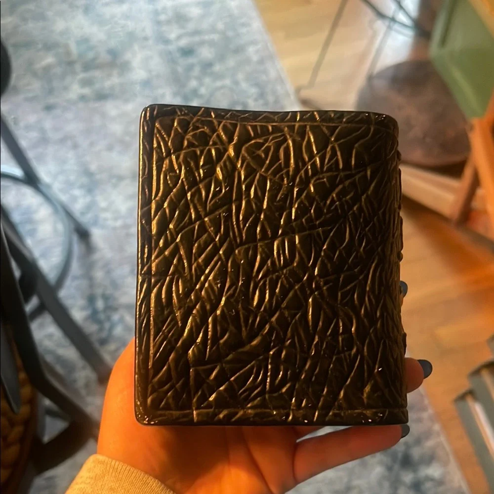 Vtg Rubens Originals Black & Gold Ceramic Praying Hands Bible Planter Japan - Picture 6 of 7